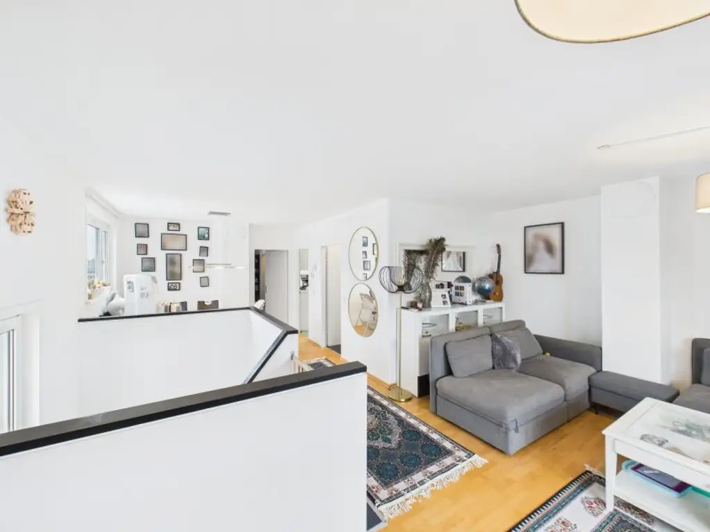 Charmante DG-Maisonette-Wohnung in 1110 Wien !