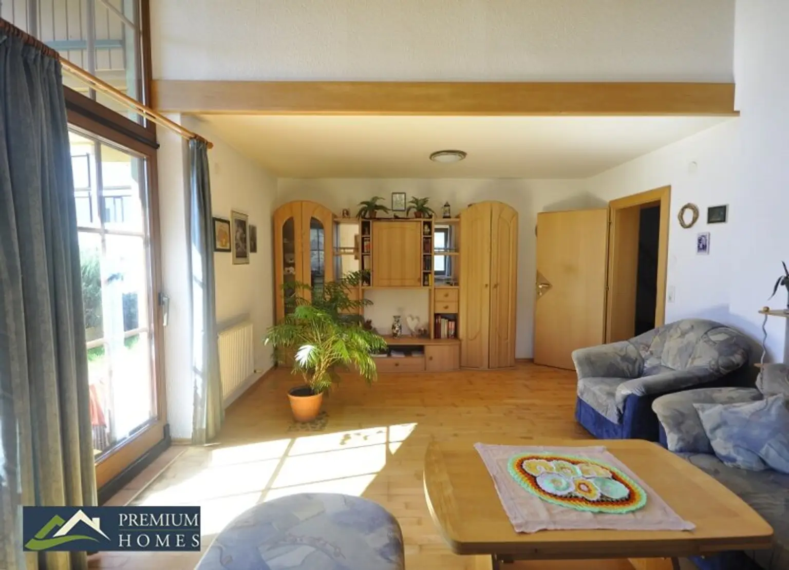 FÜGENBERG - Es erwartet Sie eine Doppelhaushälfte in Aussichtslage - 5 Zimmer, Garten & 2 Balkone!