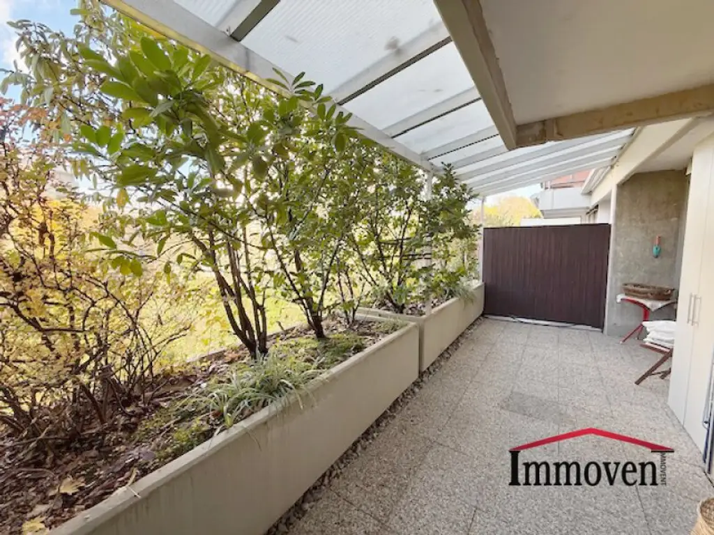 International bekannte Ikone der Wohnbauarchitektur - Wohnen in der Grazer-St. Peter Terrassenhaussiedlung! 4-Zimmerwohnung mit Garage!