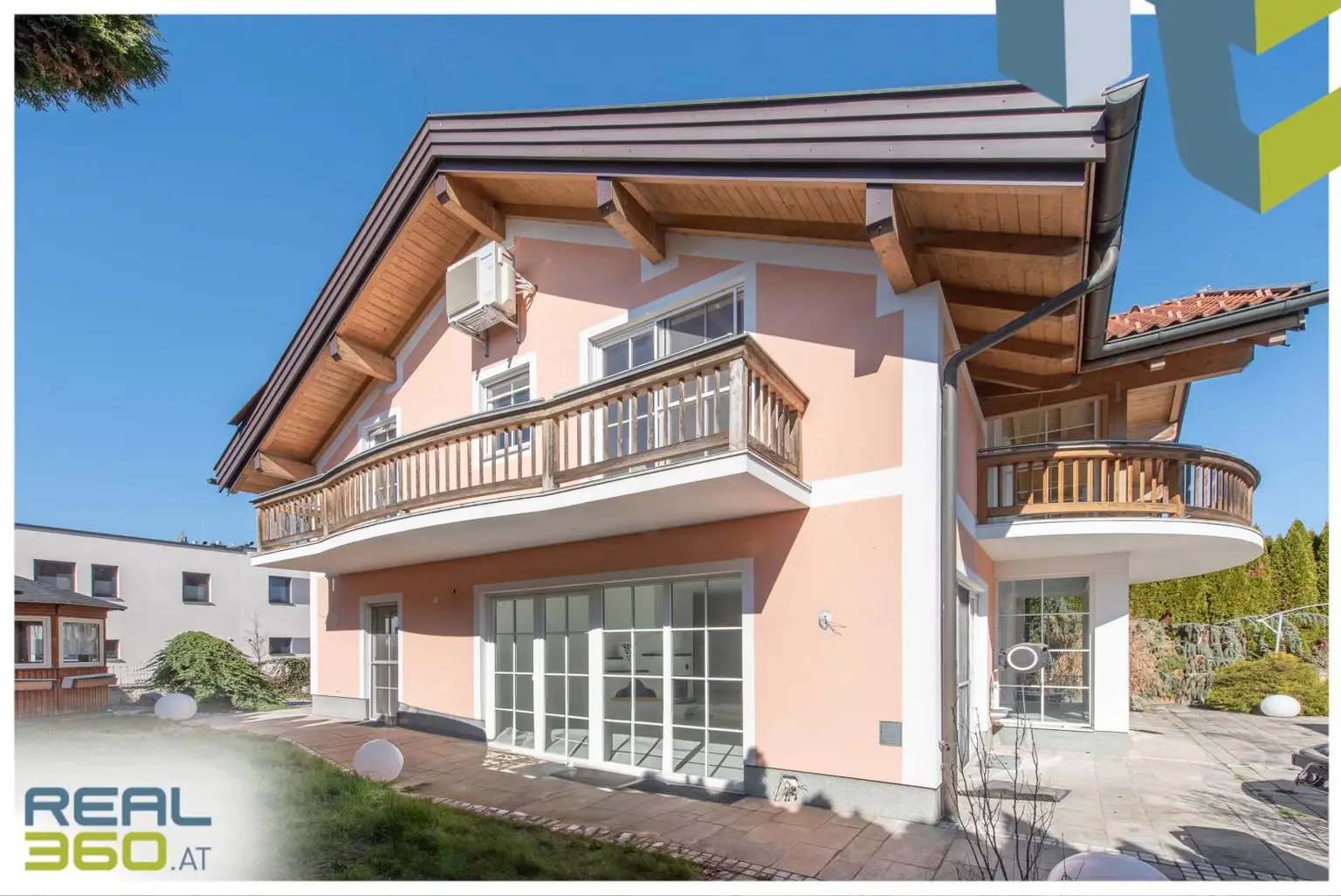 Ruhige gelegene Villa im Landhausstil vor den Toren der Stadt!