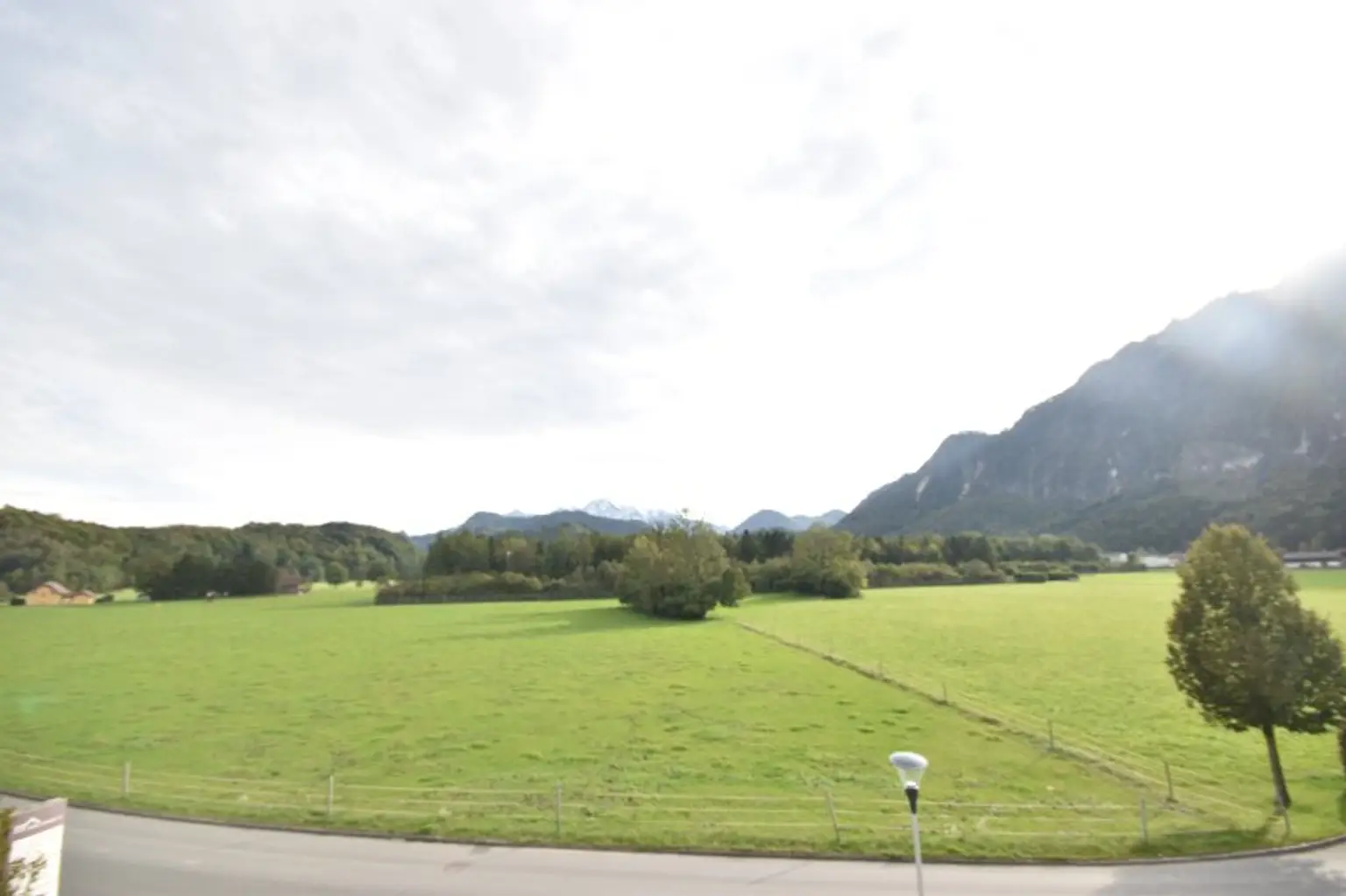 "GRÖDIG - Modernes und geräumiges Appartement mit großer Loggia und Bergblick"