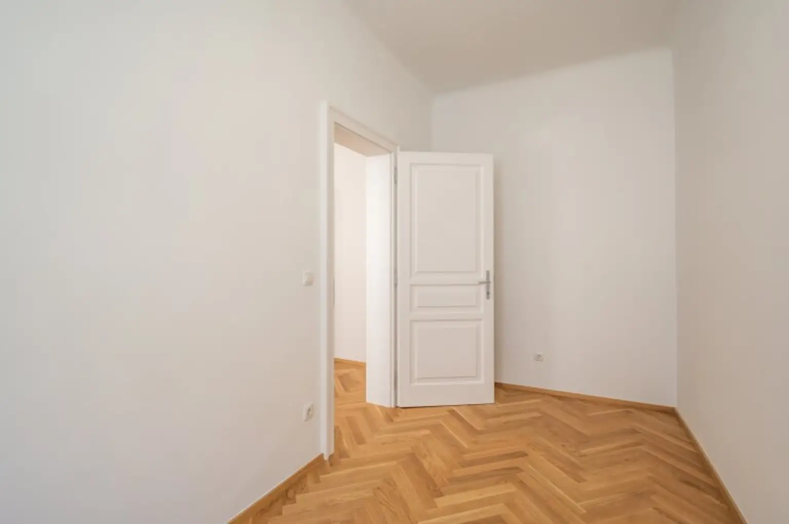 ++NEU++ Fantastische 3-Zimmer Altbauwohnung mit Balkon