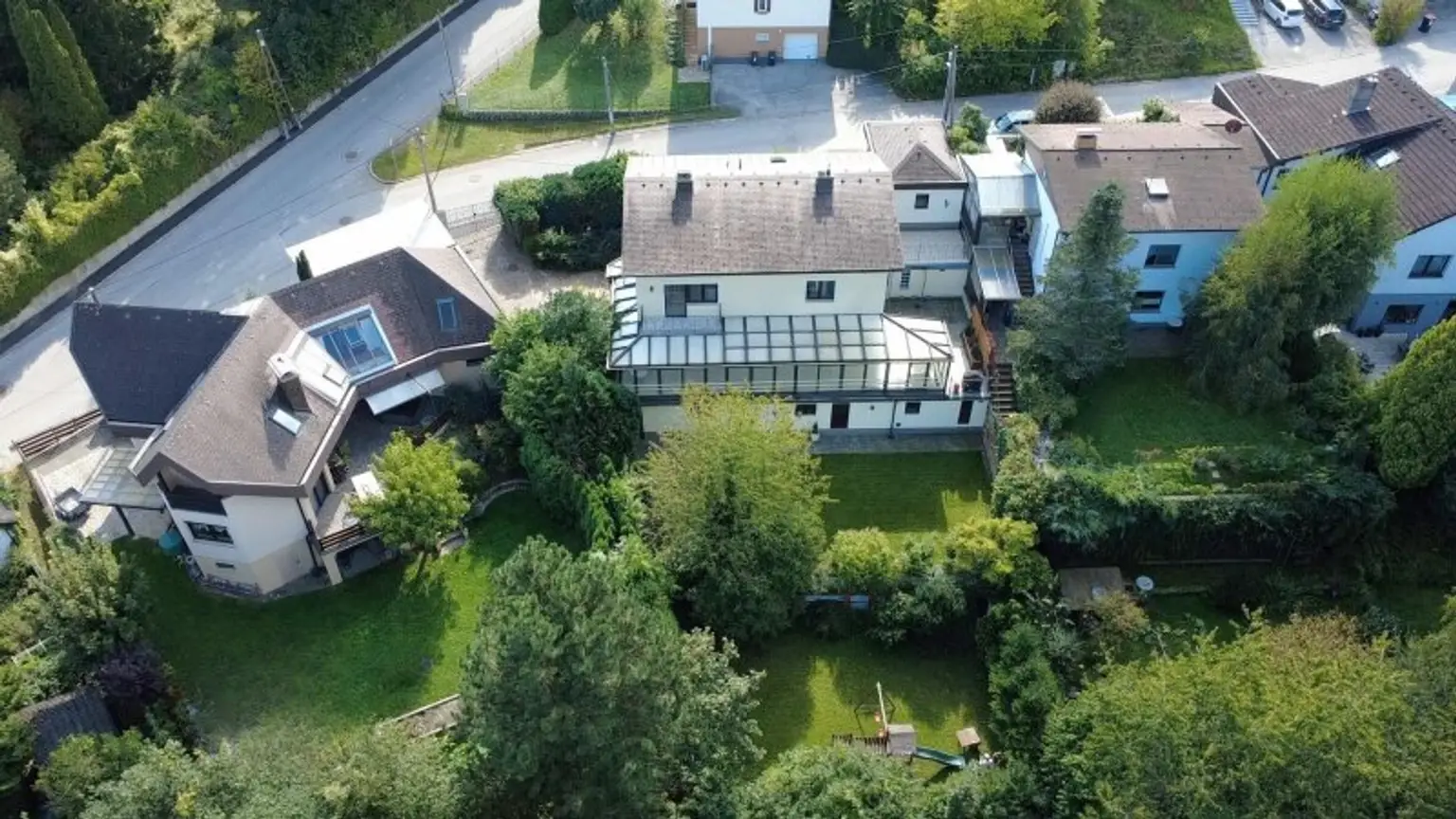 Topview back