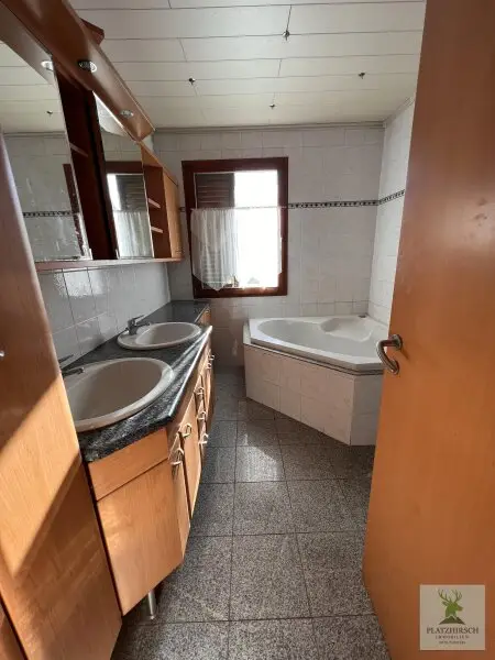 Halloweenspezial zum Superpreis !! ELK Bungalow auf 148m2 Vollkeller, 8 Fahrminuten von der Schnellbahn