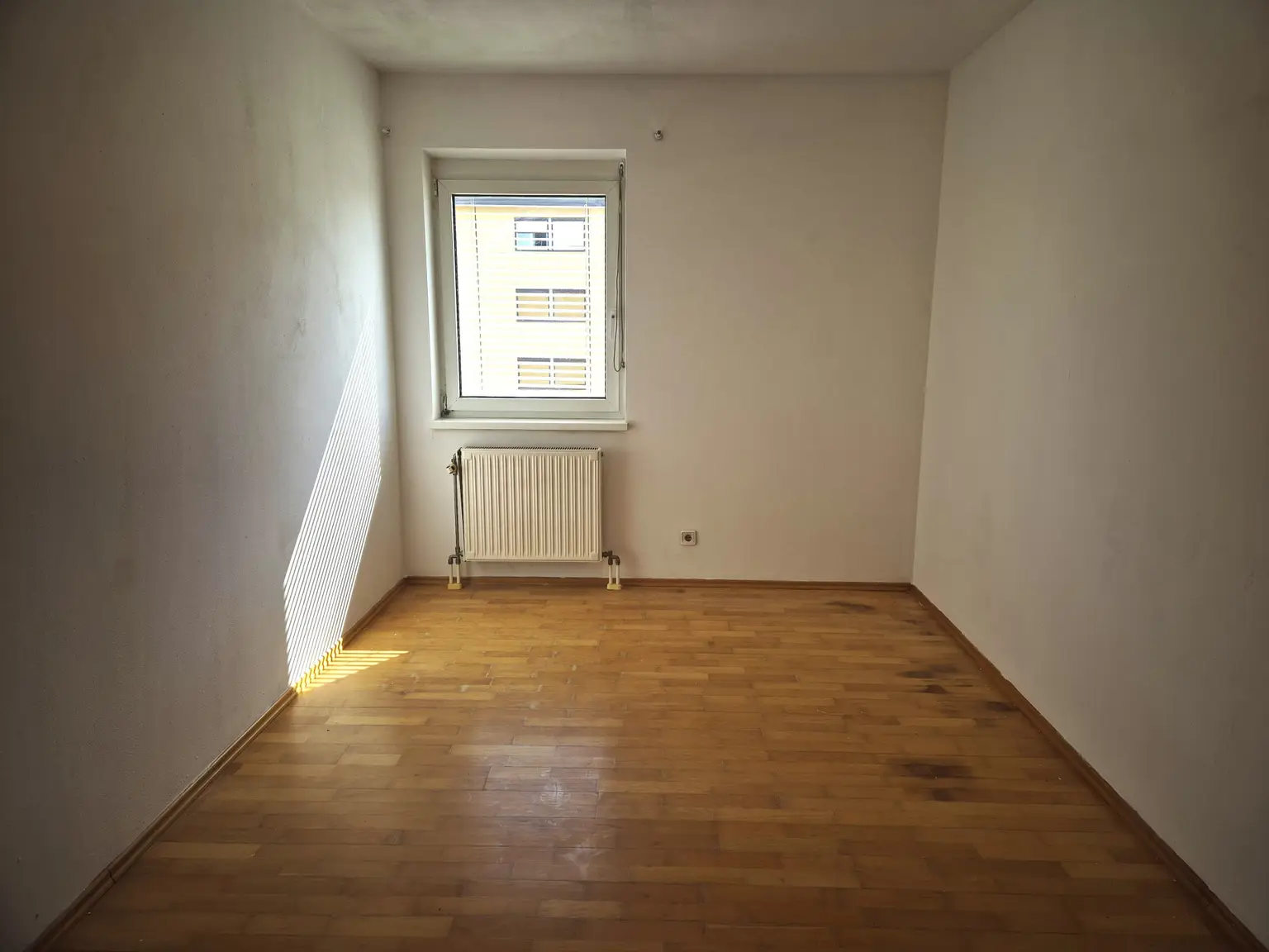 Zimmer 1