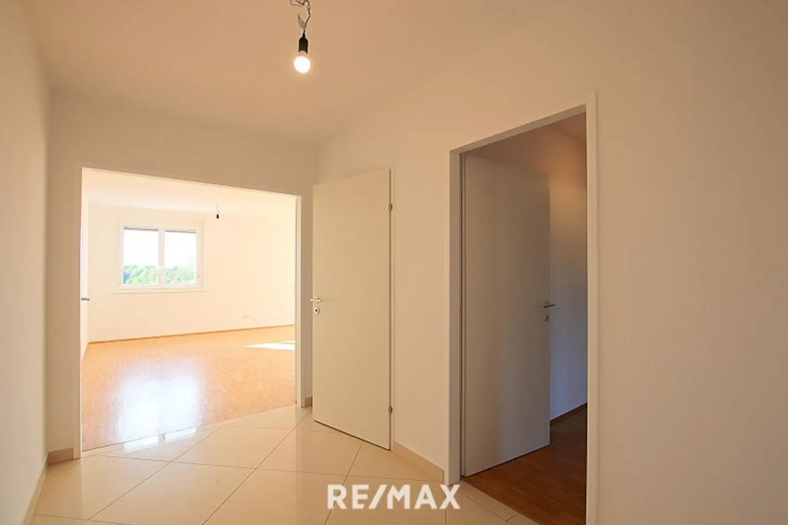 Panoramablick beim Park - großzügige 3-Zimmer Wohnung in Bestlage:  grün, ruhig, hell!