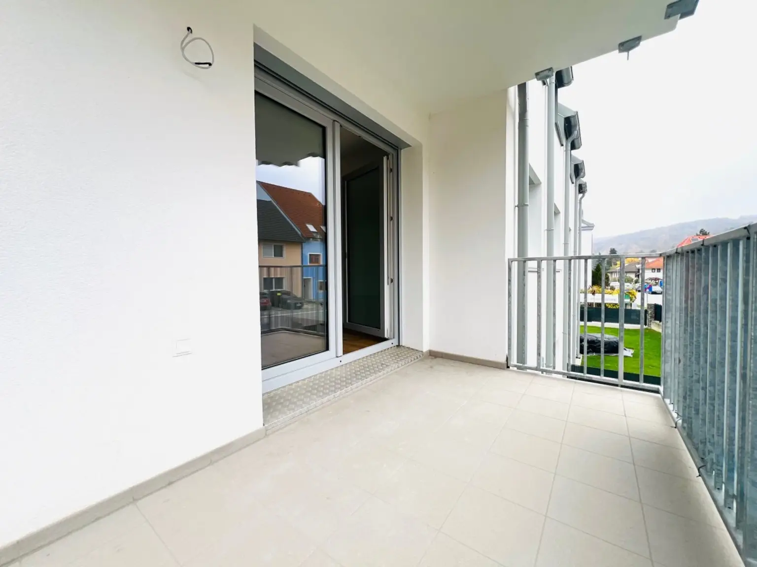 I | ++ TRAUMHAFTE DREI Zimmer WOHNUNG mit BALKON und KÜCHE ++ | Prima Service Immobilien