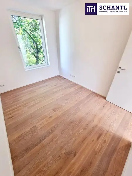 Döbling Deluxe! Viel Ruhe, Raum und eine Riesenterrasse mit Blick ins Grüne! Großzügige 4 Zimmer + Absolut beste Infrastruktur + Straßenbahn vor der Türe! Ihr Neubau-Paradies!