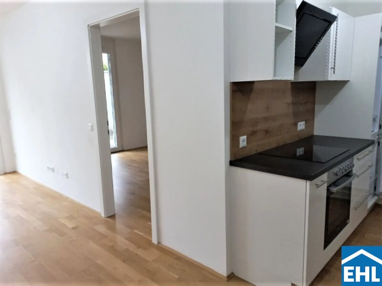 Wunderschöne 2-Zimmer-Wohnung mit Garten: Natur und Moderne vereint