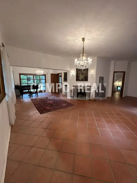 CAMPO-VILLA: Vintage-Architektenhaus in RUST für Wohnen und Freizeit