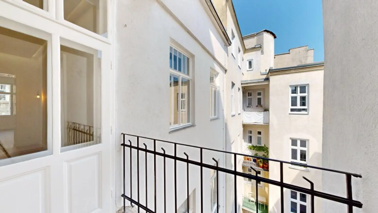 Blick von Balkon 2