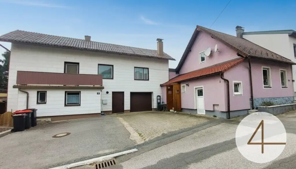 Doppeltes Glück - zwei Häuser zu einem Preis!