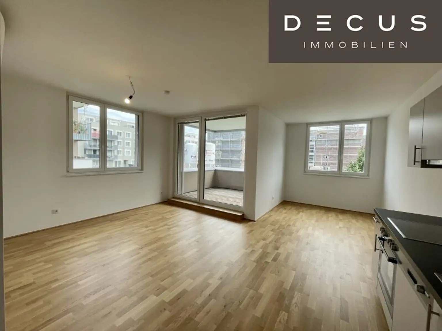 NEUWERTIGE 2 ZIMMER WOHNUNG | SÜDBALKON | IHR NEUES ZUHAUSE WARTET| AB AUGUST