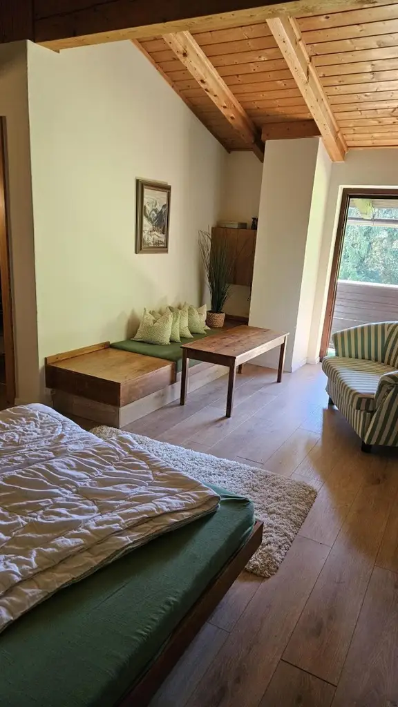 Haus in einzigartiger Alleinlage mit toller Aussicht!