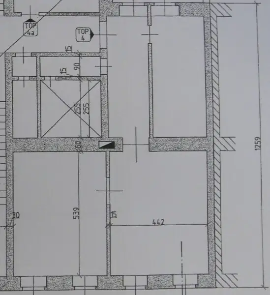 ALTBAUWOHNUNG MIT VIEL POTENTIAL BEIM AUGARTEN