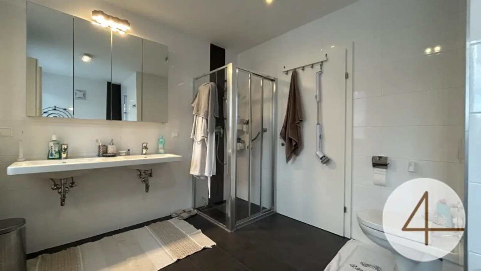 “Ihr neues Zuhause in Strasshof – Modern, ruhig & familienfreundlich”
