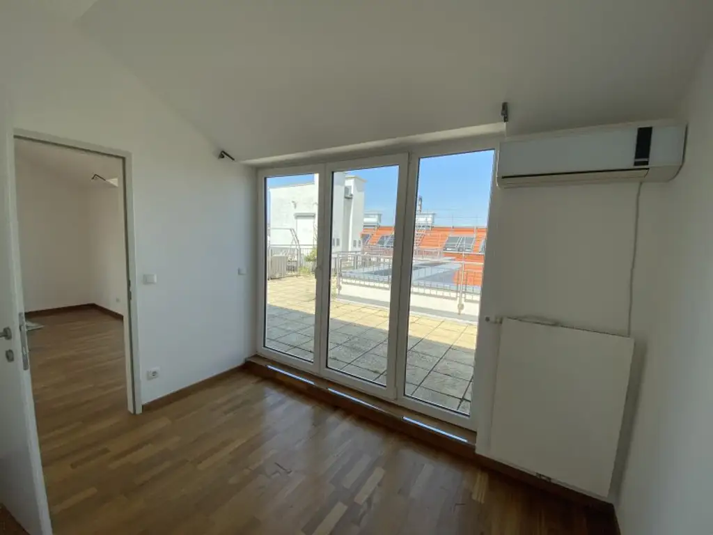 Maisonette mit 3 Zimmer + Galerie und Dachterrasse in 1070 Wien