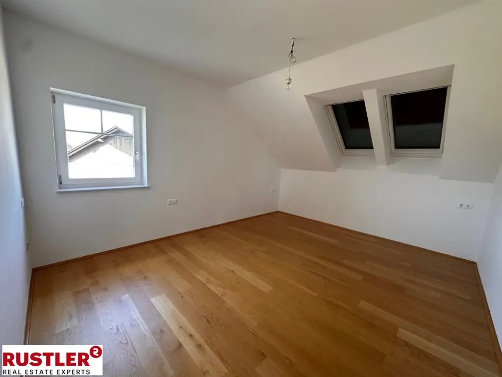 Außergewöhnliche 3-Zimmer Maisonette-Wohnung in Ruhelage
