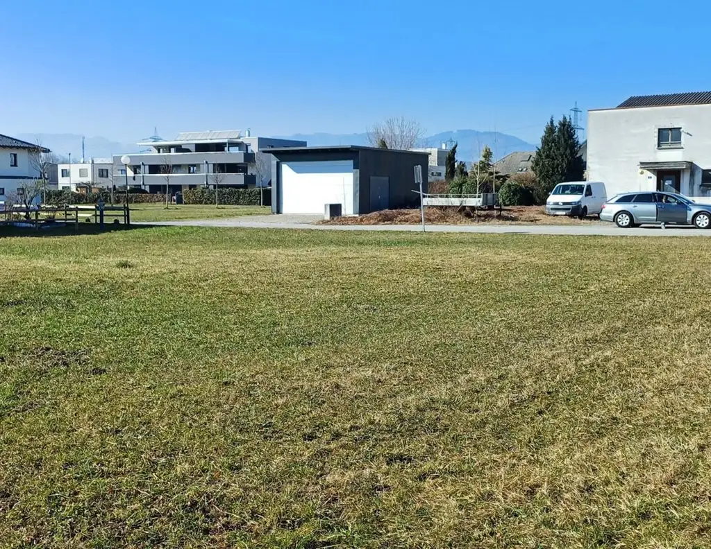 Sonniges Baugrundstück in wunderbarer Lage von Altach zu verkaufen!