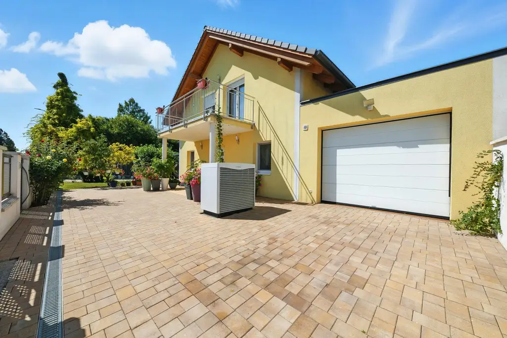 Exklusives Wohnerlebnis: Hochwertiges Zuhause auf 1300 m² Eigengrund am Wiener Stadtrand!