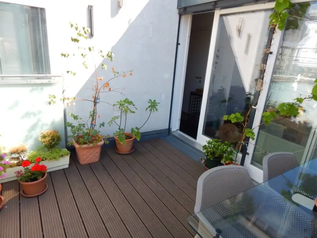 Wohntraum helle und ruhige Dachterrassenwohnung mit Fernsicht