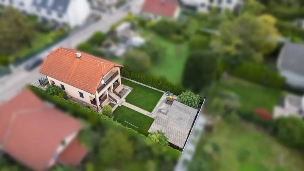 Neuwertiges Haus in Ruhelage! *Smarthome *Hochwertig ausgestattet *TOP Lage