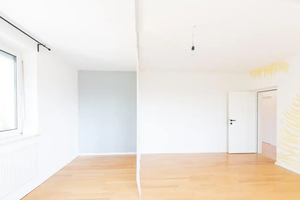 Ländlich grün und trotzdem Stadt? Diese Wohnung in Waltendorf macht's möglich!