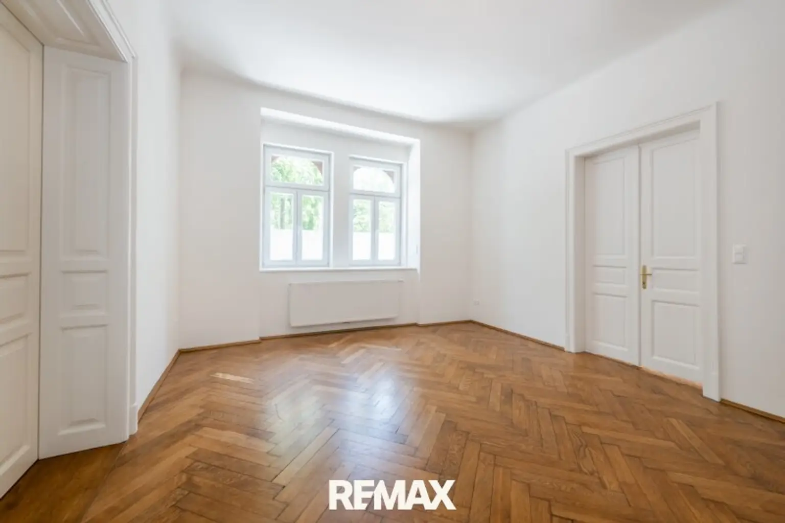 Großzügiges Wohnzimmer