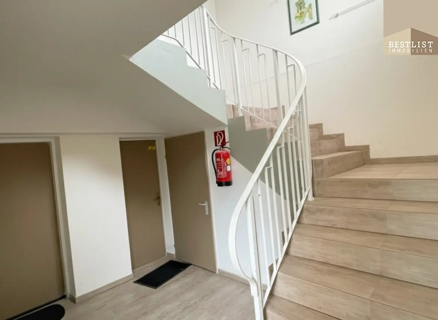Terrassenwohnung - 3 Schlafzimmer  Geräumig, Günstig Selten