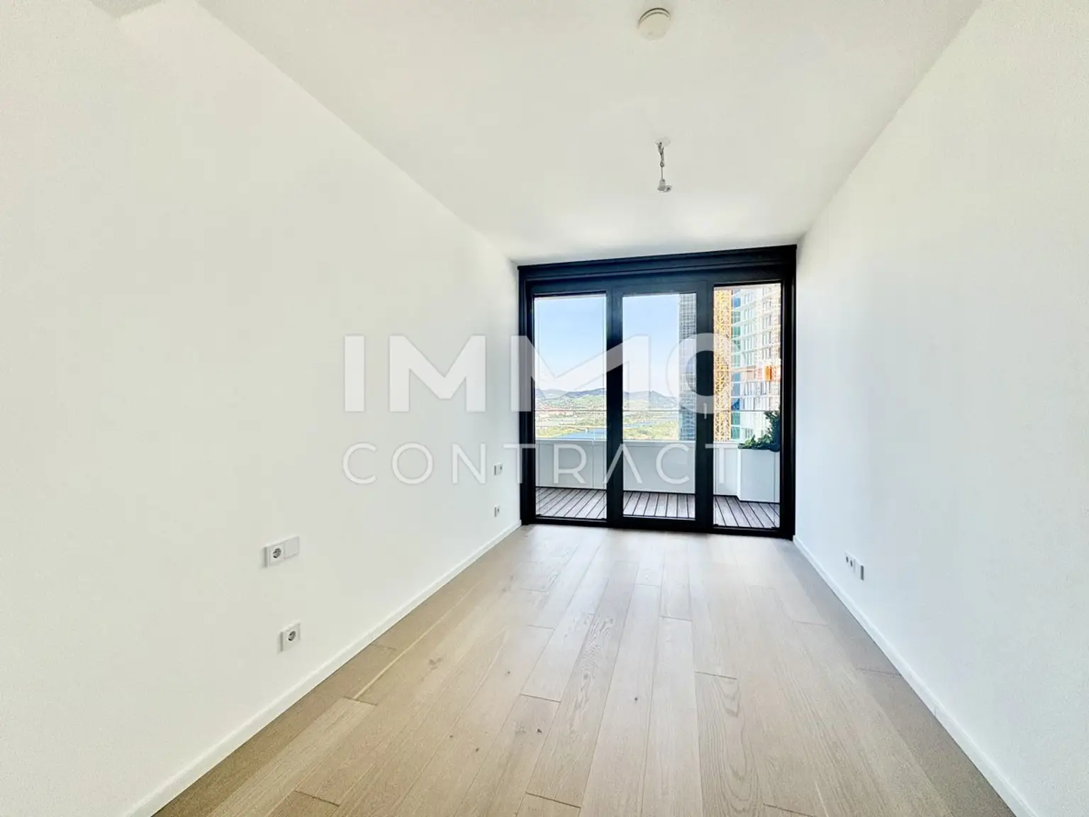 DANUBEFLATS: Stephansdom, Kahlenberg, Neue Donau - alles im Blick! Gym, Pool, Spa, Lounges, Doorman