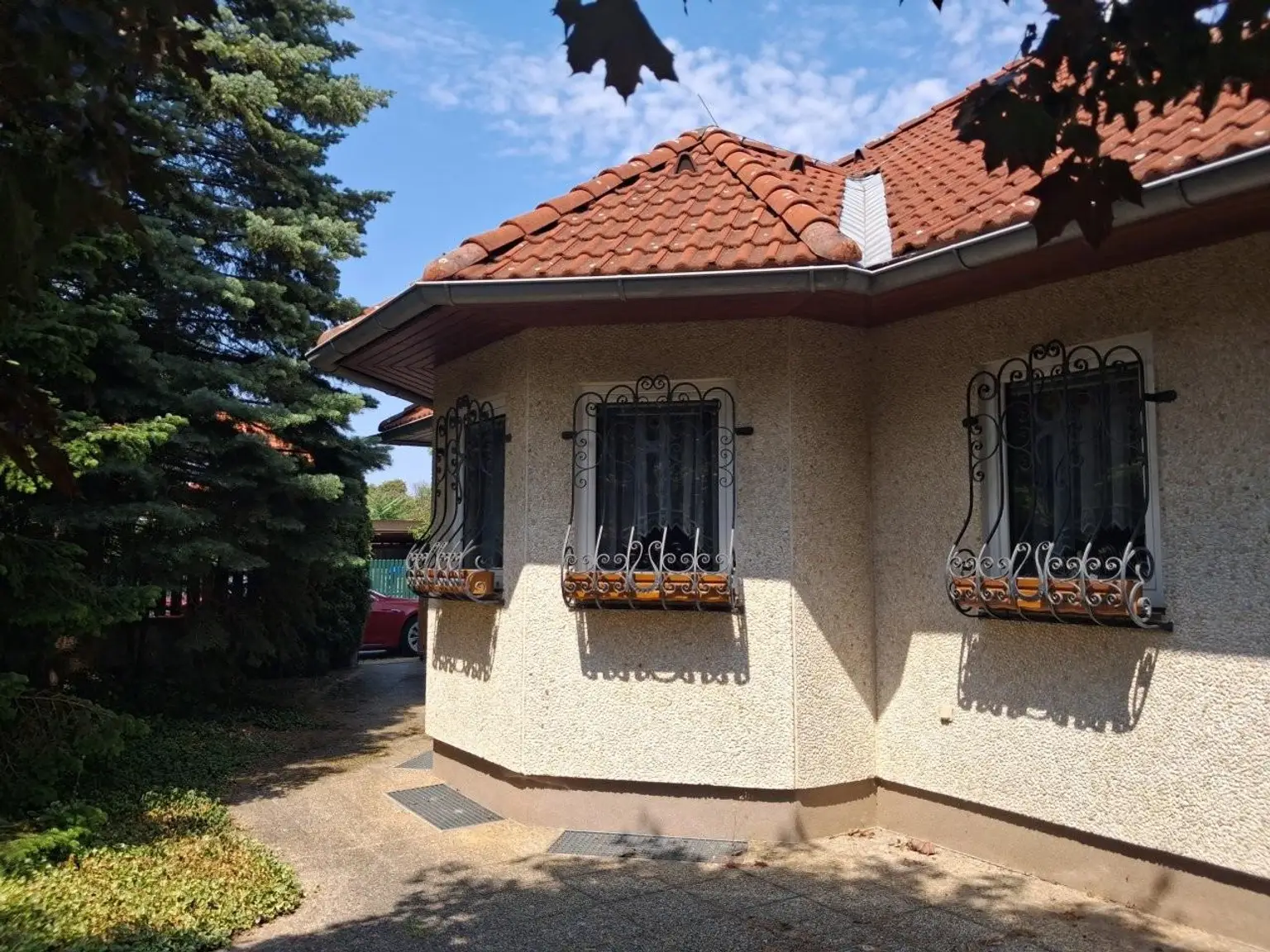 38 Terrasse vorm Haus Strasshof