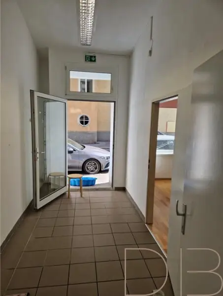 DB IMMOBILIEN | Top saniertes, vermietetes Geschäftslokal mit großem (Gewölbe) Keller zu kaufen!