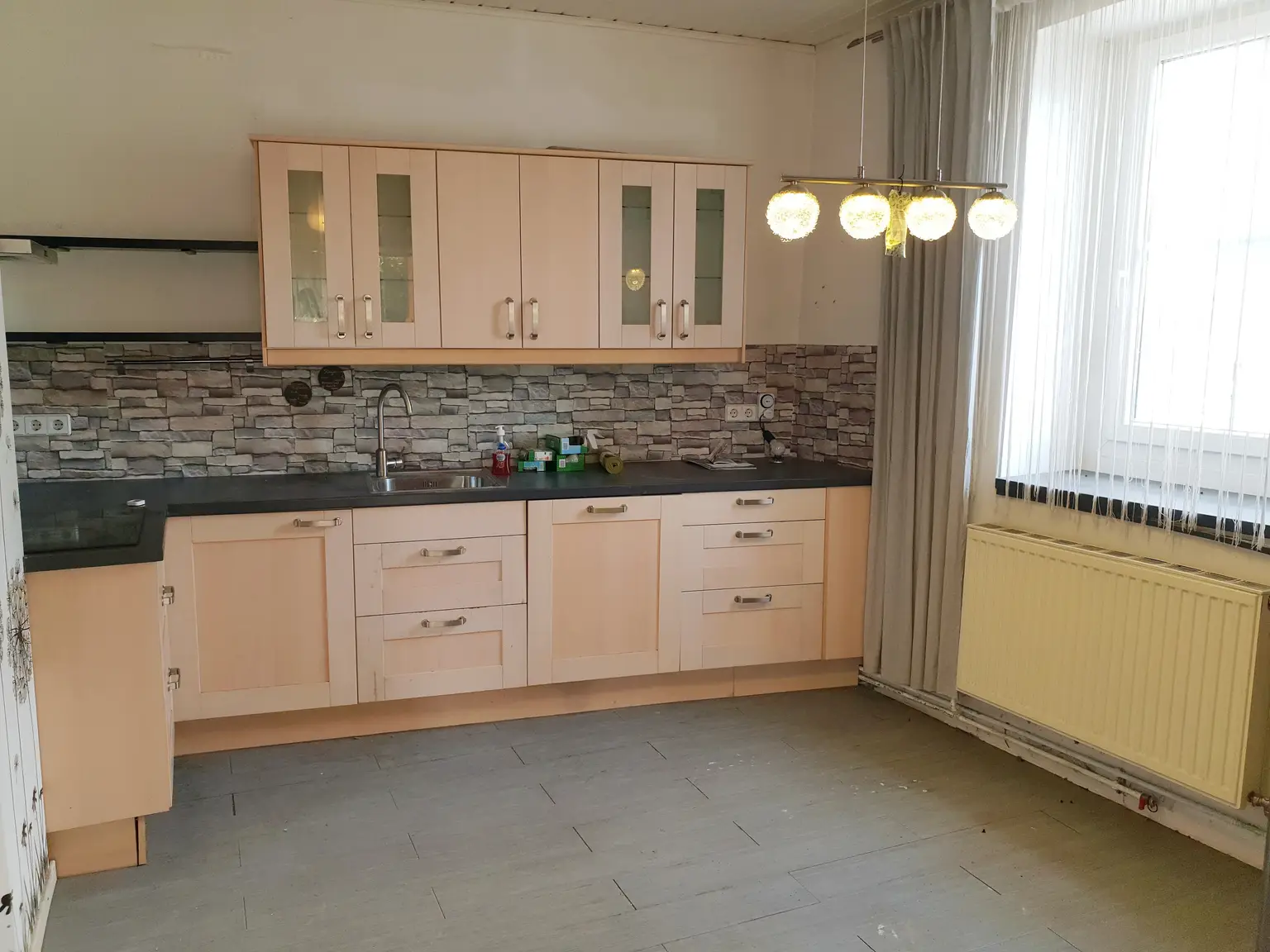 Bauernhaus mit zwei Wohneinheiten + Nebengebäude!