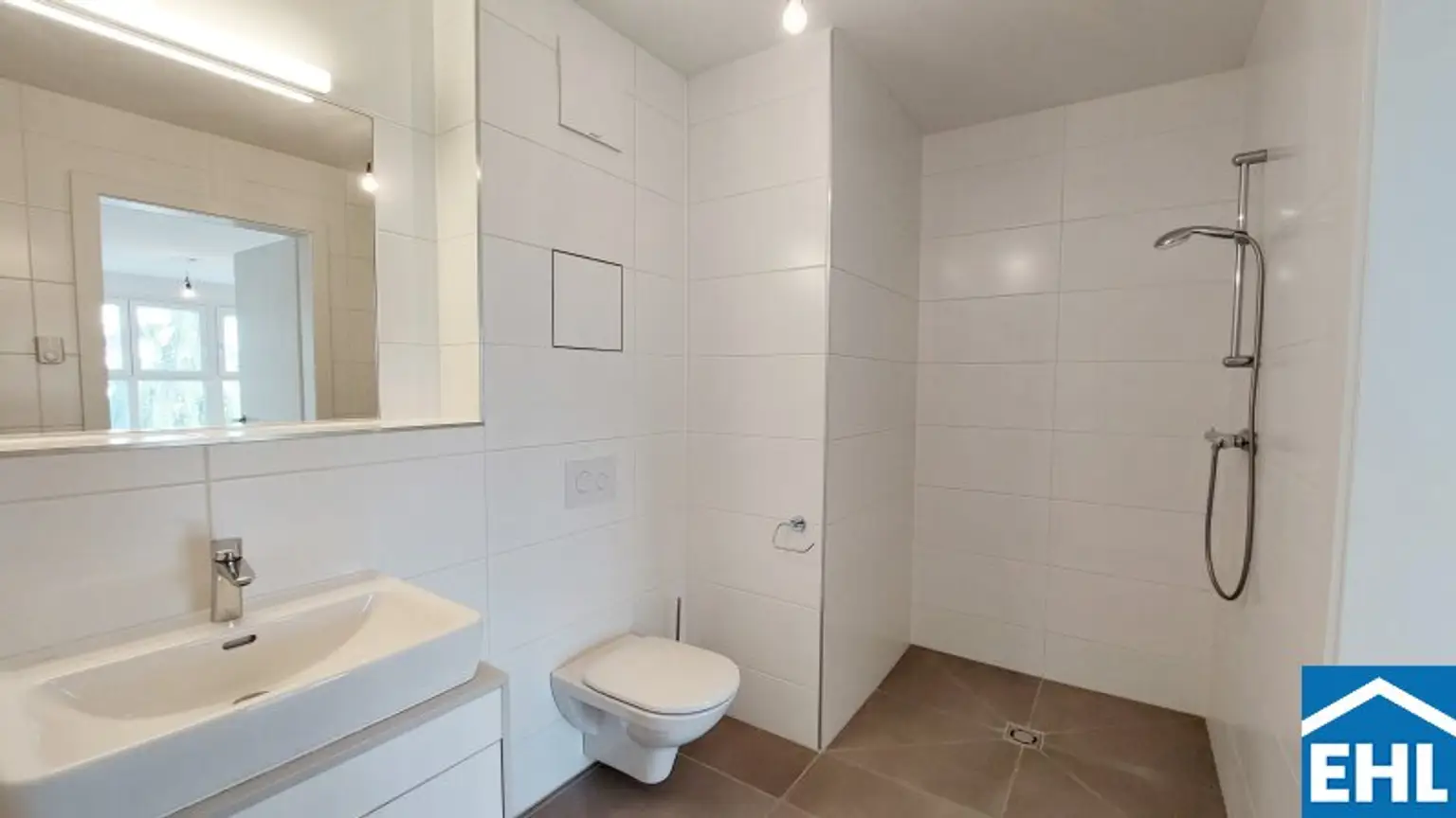 Leopold XXI – Moderne 3-Zimmer-Wohnung mit 3 Terrassen für Naturliebhaber!