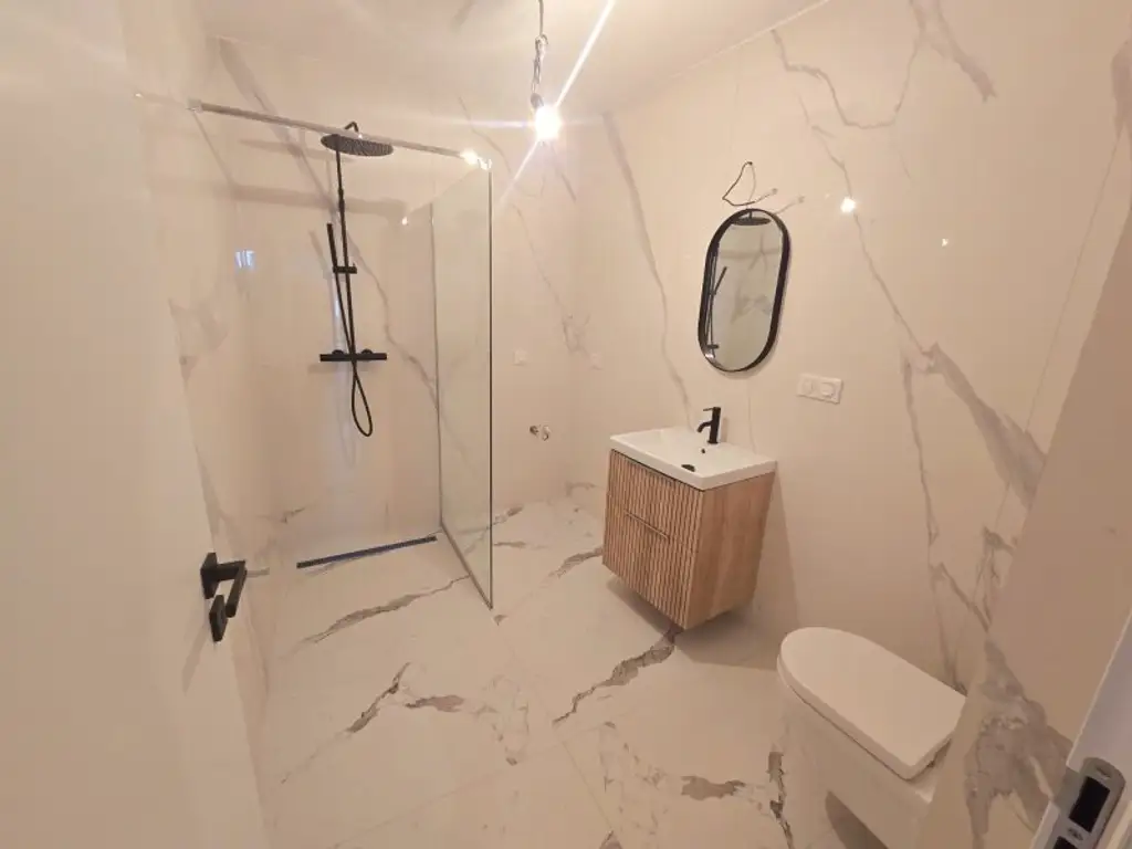 + ERSTBEZUG + Weinviertel + Moderne 2-Zimmer-Wohnung mit Loggia in Münichsthal –  20 Minuten von Wien entfernt +