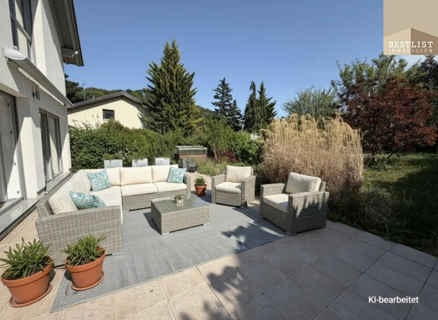 Moderne Eleganz trifft Naturidylle – energieeffizientes Einfamilienhaus mit großzügiger Terrasse in der Hinterbrühl