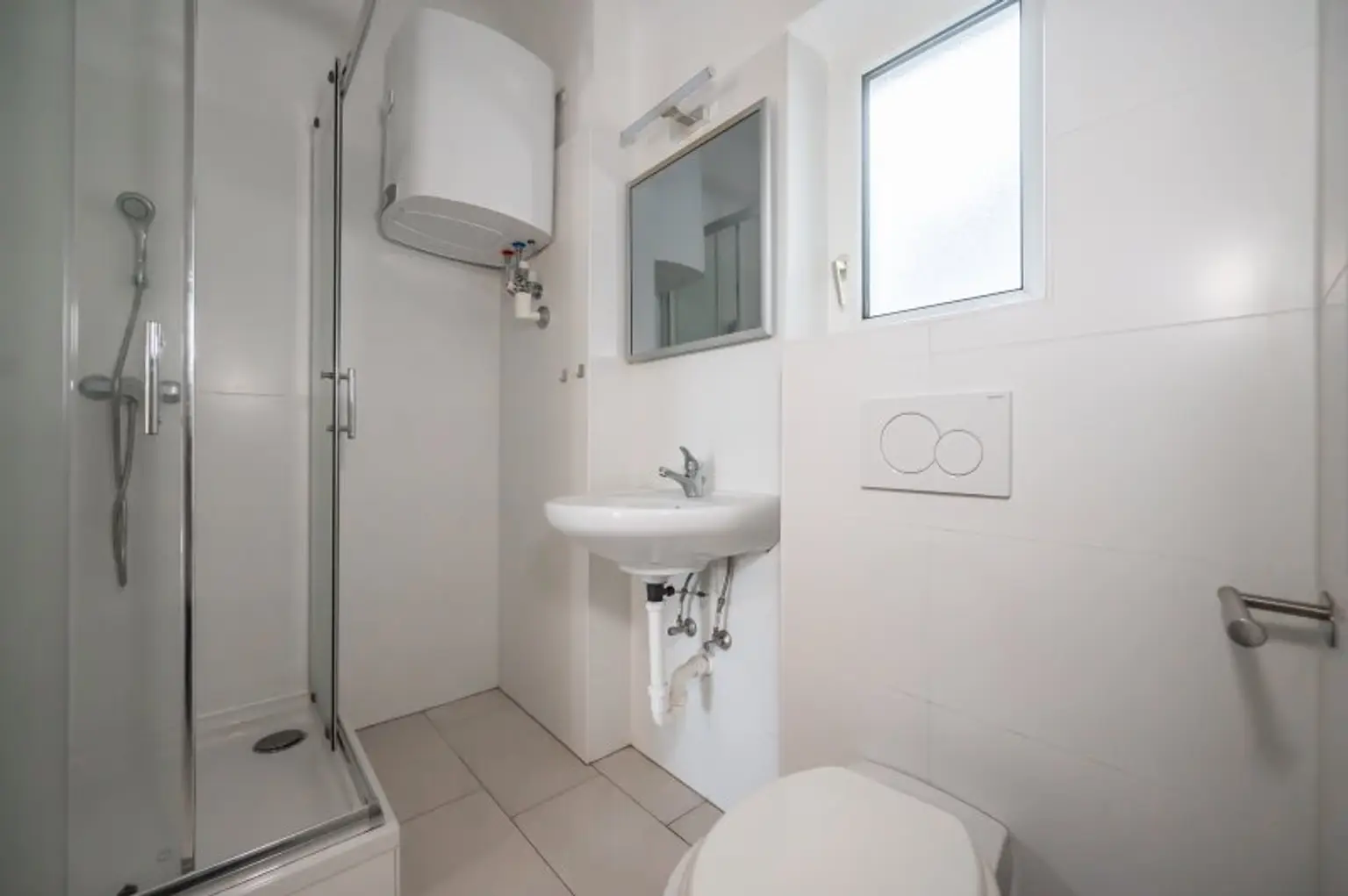 ++Fasangarten++ Altbau mit Potenzial – 2 Zimmer zum Sanieren