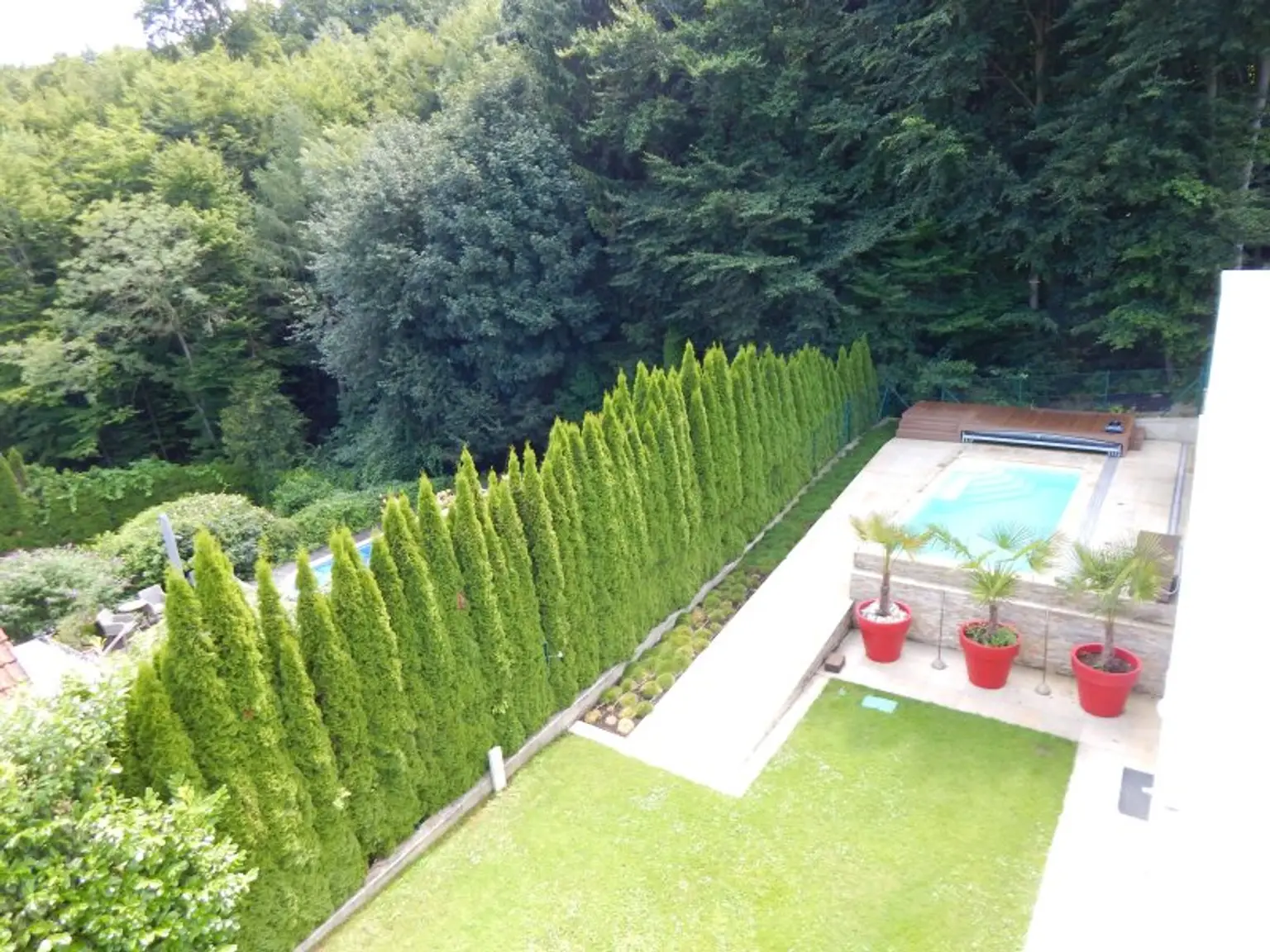 "Wohntraum" Villa mit Pool - Fernblick und direkten Zugang zum Wald