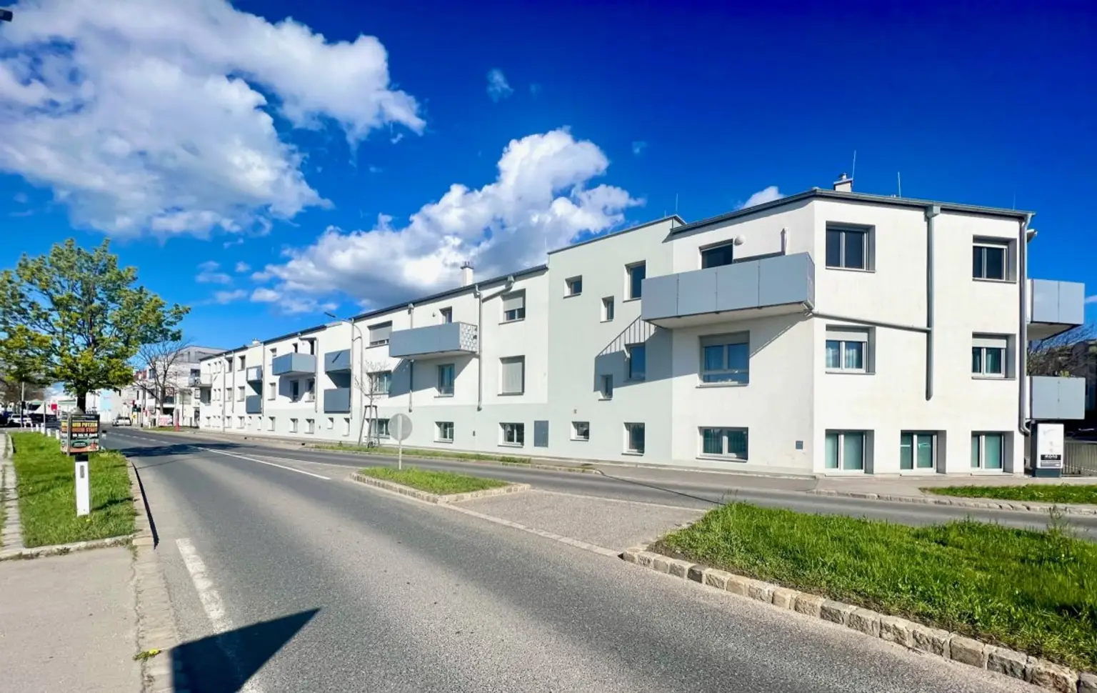 18 | NEU in GERASDORF ++ MODERNE ZWEI Zimmer mit TERRASSE | Prima Service Immobilien