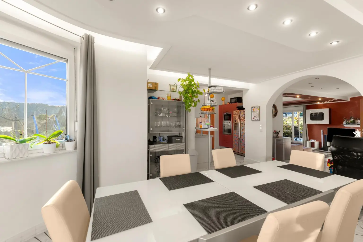 Stilvolles Eigenheim in sonniger Siedlungslage am Rande von Heimschuh