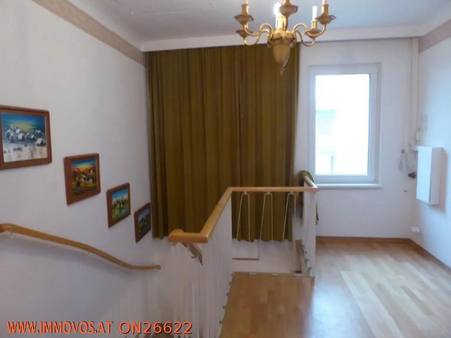 ***SEHR SCHÖNE BALKONWOHNUNG***