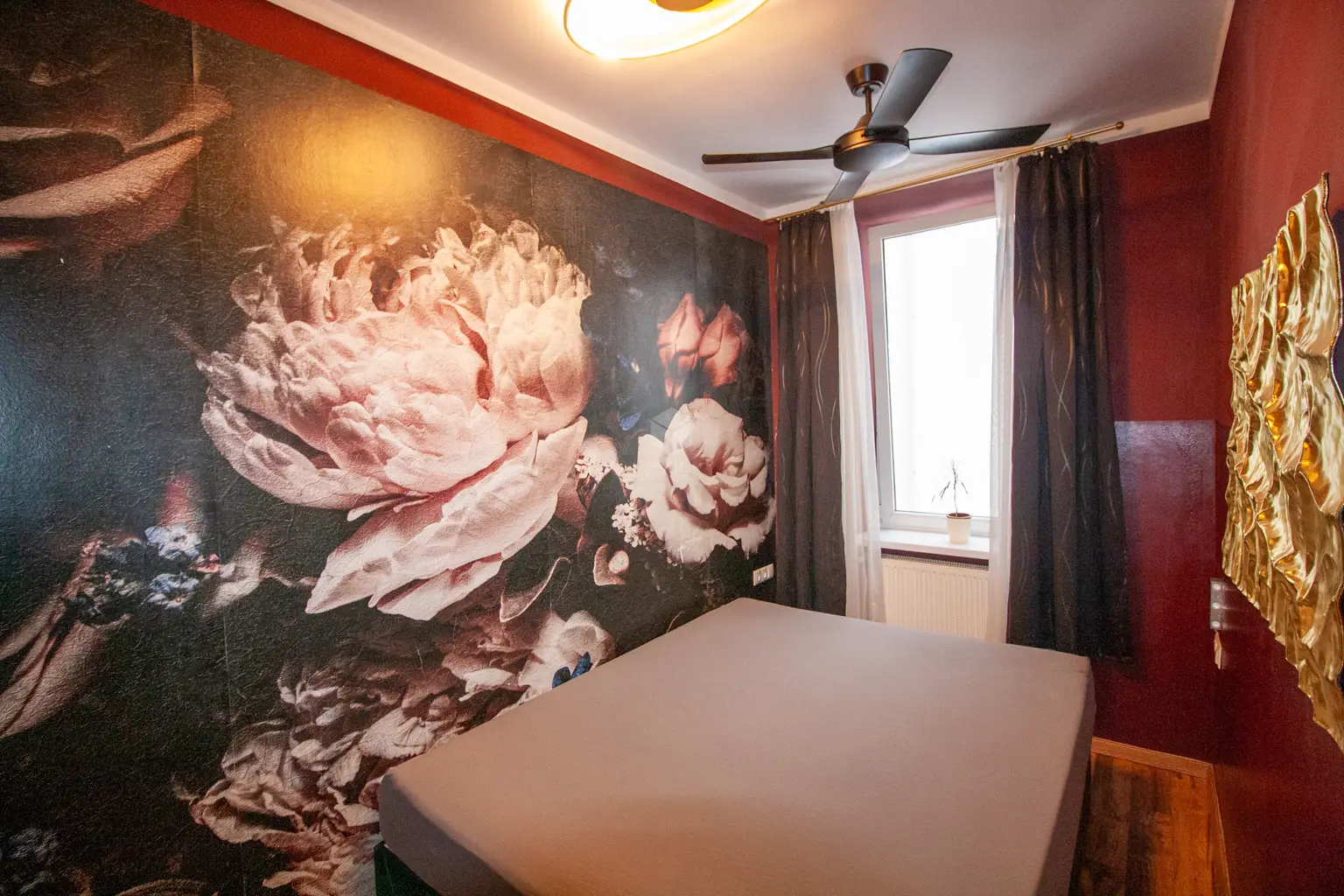 Ruhiges Altbaujuwel beim Belvedere – 3 Zimmer, voll möbliert & sofort bezugsfertig- 2 extra Wohneinheiten - Videos verfügbar!