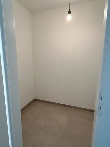 Großzügige Doppelhaushälfte - 5 Zimmer - 2 Bäder - Alte Donau - U1 - U2 - Provisionsfrei für den Käufer!