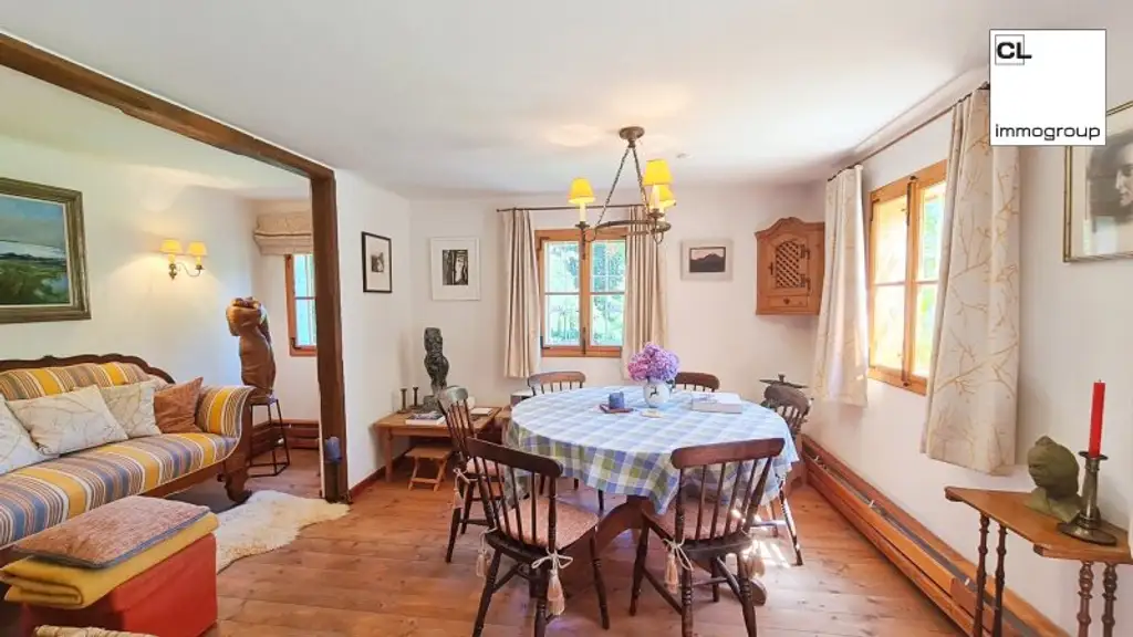 Ein Zuhause wie aus einer anderen Zeit - Bauernhaus in Alleinlage im Attergau