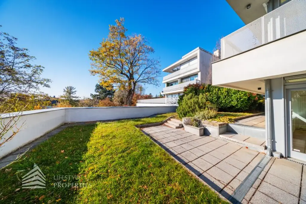 Wunderschöne 4 - Zimmer Wohnung mit Terrasse und Garten