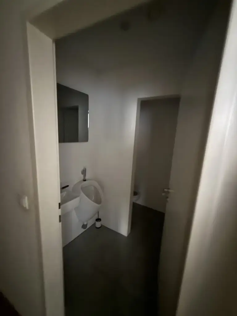 Geschäftslokal 1150 Wien | 100 m² im EG | nur 735 € Miete | Top Gelegenheit