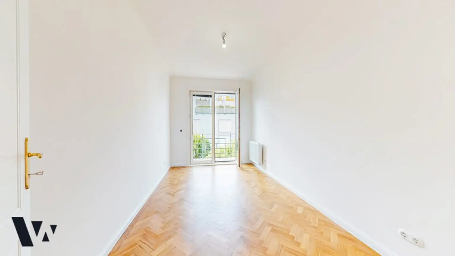 BALKONTRAUM BEI DER HOHEN WARTE | HOCHWERTIG SANIERTE 2-ZIMMERWOHNUNG