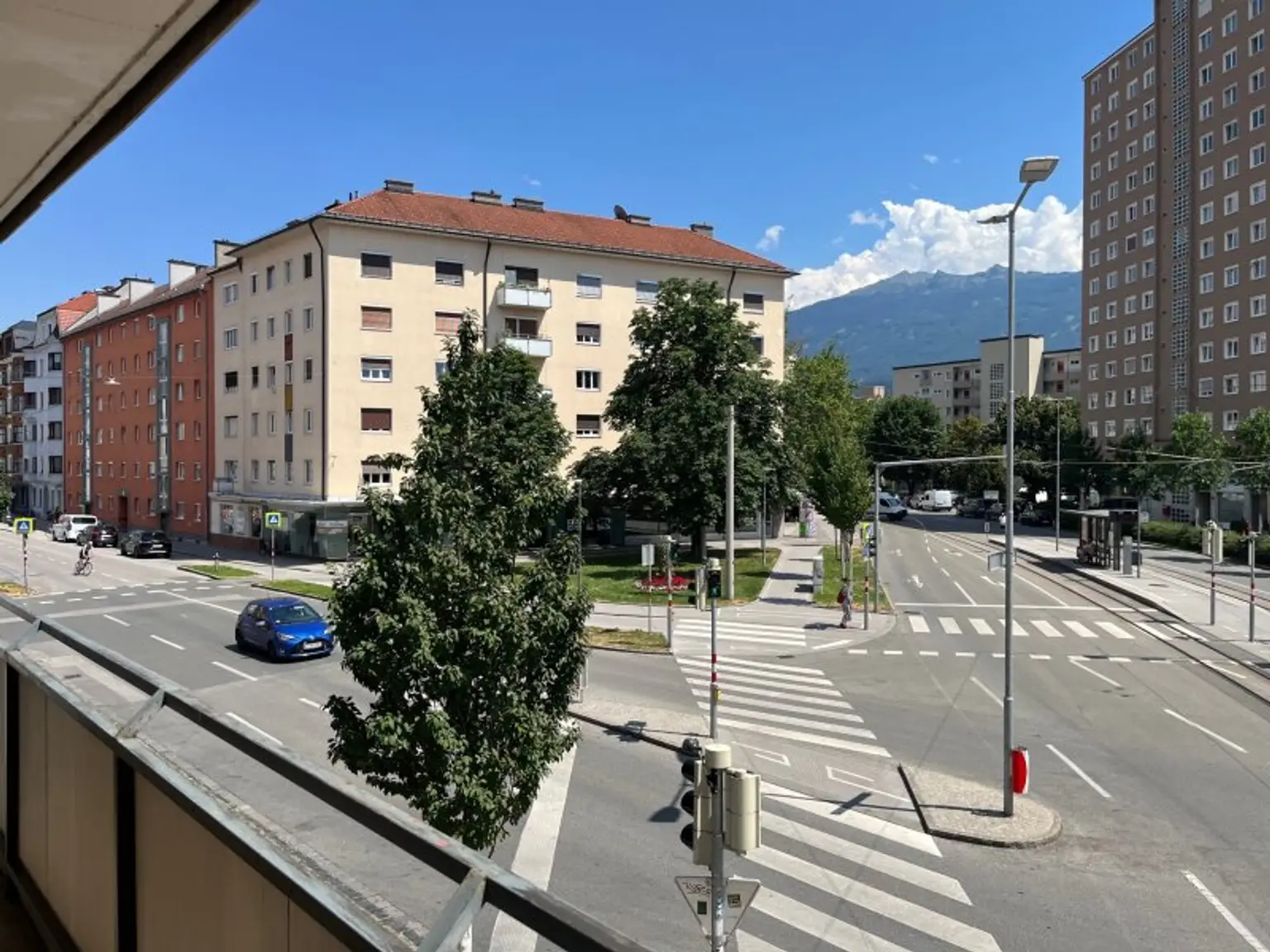 Geräumige Wohnung mit 2 Zimmer, separate Küche mit optional TGAP - Pradl