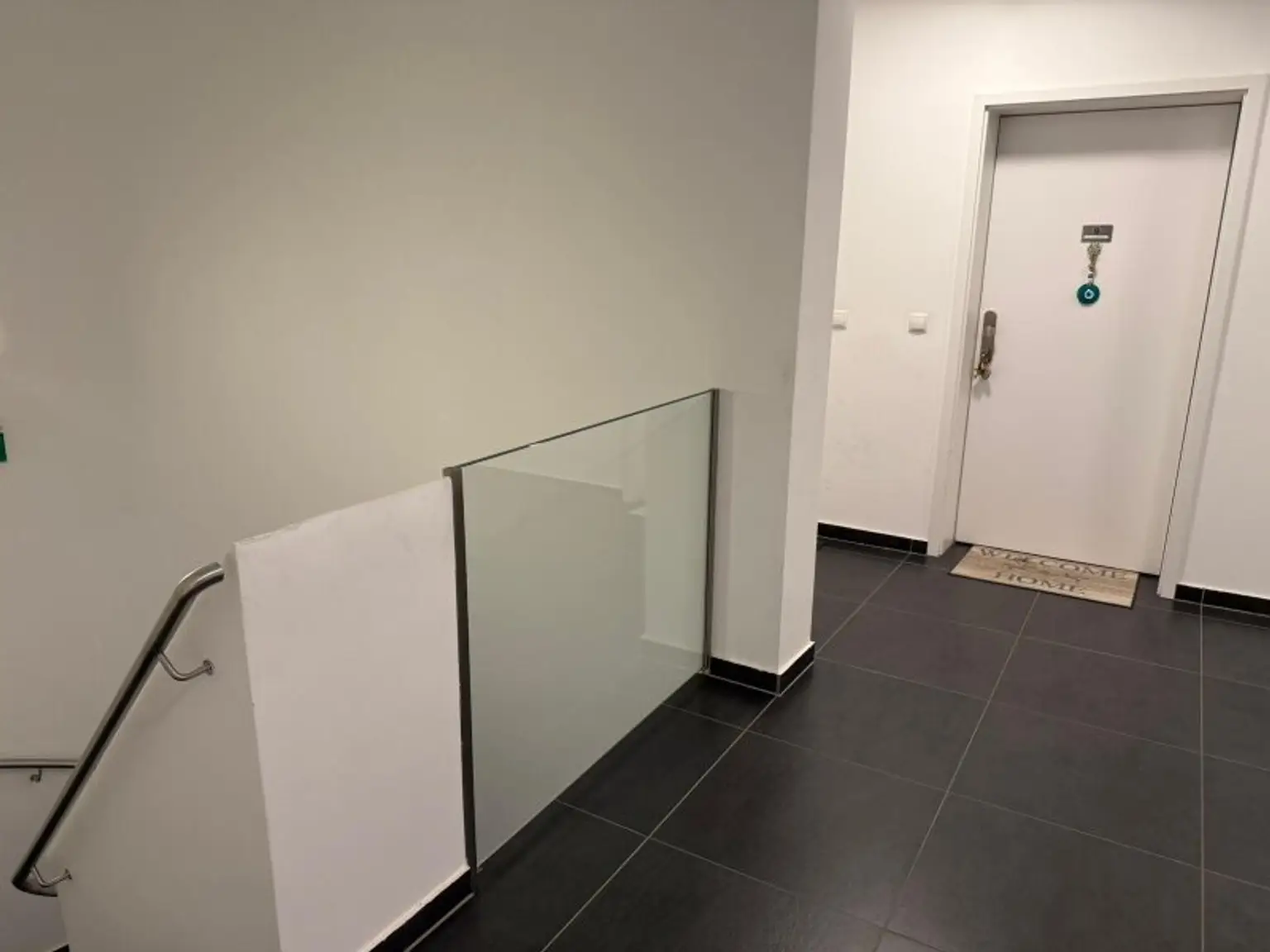 Wunderbare Dachgeschosswohnung in Top Lage mt Garage im Eigentum