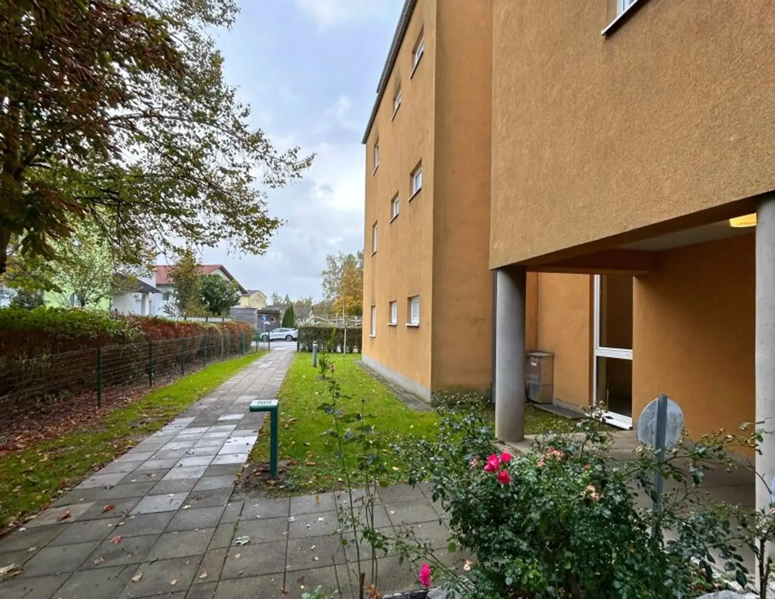 3 ZIMMER WOHNUNG IN PERG - MIT BALKON UND PARKPLATZ